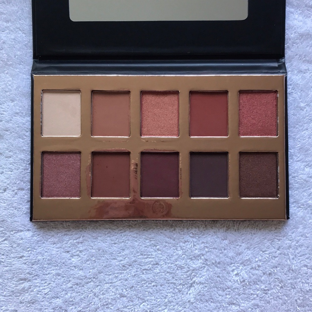 Crown Cosmetics Pro Fuego Collection Eye Palette